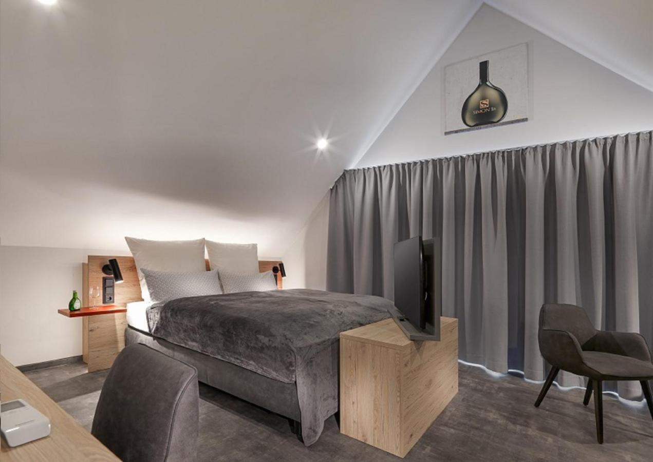 אלזנאו אין אונטרפראנקן Weinmotel Simon 1 A מראה חיצוני תמונה
