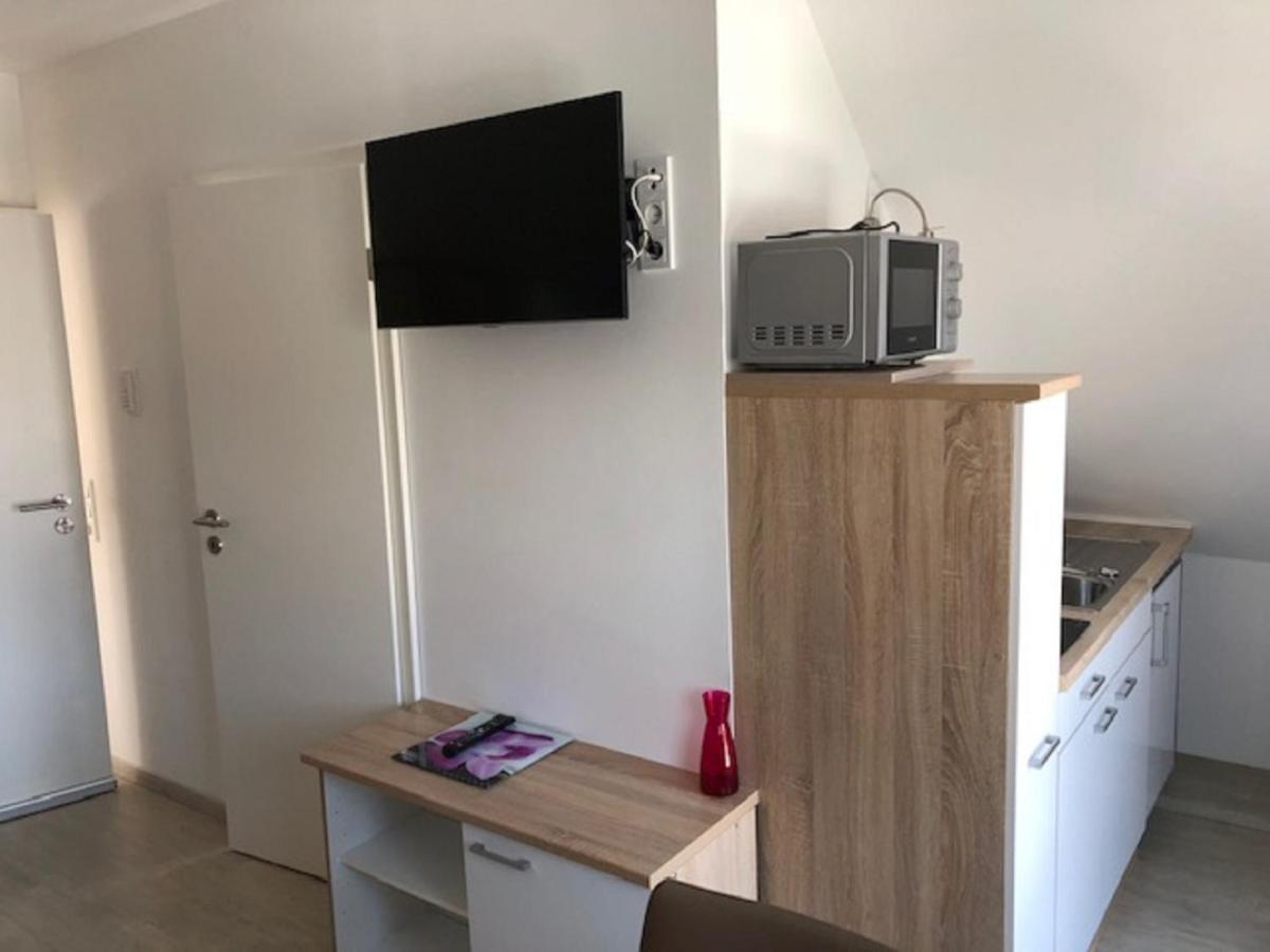 אלזנאו אין אונטרפראנקן Weinmotel Simon 1 A מראה חיצוני תמונה